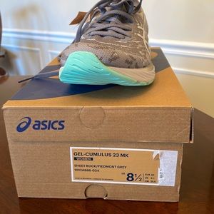 ASICS gel-cumulus 23 women’s 8.5 NWT